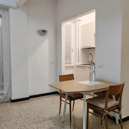 - A 5 Minuti, Wi-fi Veloce E Vino In Omaggio Apartment