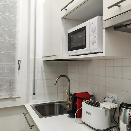- A 5 Minuti, Wi-fi Veloce E Vino In Omaggio Apartment